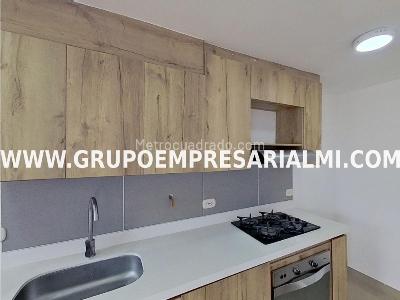 Apartamento de 3 alcobas en venta en Niquia, Bello, 57 m² · foto 4 de 16