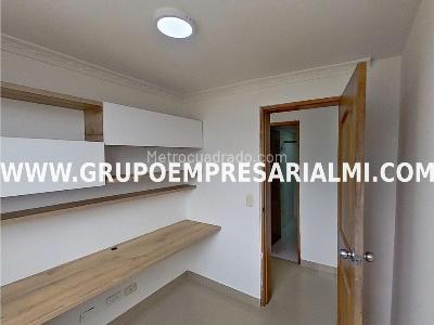 Apartamento de 3 alcobas en venta en Niquia, Bello, 57 m² · foto 12 de 16