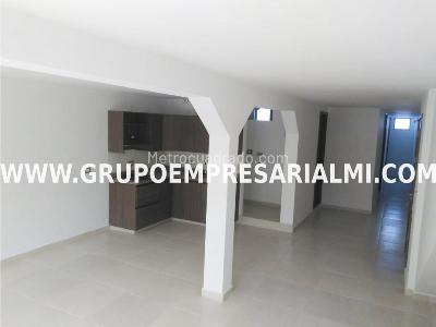 Apartamento de 2 alcobas en venta en Suramericana, Medellín, 83 m² · foto 3 de 14