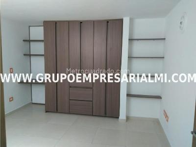 Apartamento de 2 alcobas en venta en Suramericana, Medellín, 83 m² · foto 12 de 14