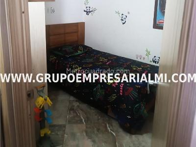 Casa de 3 alcobas en venta en Robledo, Medellín, 103 m² · foto 11 de 20