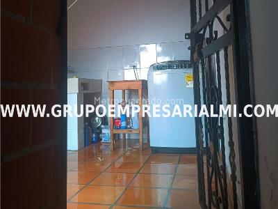 Casa de 3 alcobas en venta en Robledo, Medellín, 103 m² · foto 14 de 20