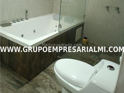 Casa de 3 alcobas en venta en Robledo, Medellín, 103 m² · foto 16 de 20