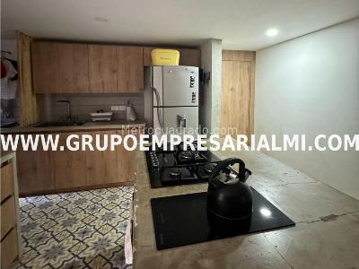 Apartamento en venta en El Poblado, Medellín · foto 2 de 18