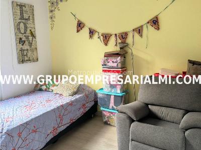 Apartamento en venta en El Poblado, Medellín · foto 8 de 18