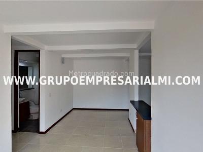 Apartamento de 3 alcobas en venta en Viviendas Del Sur, Itagüí, 59 m² · foto 4 de 16