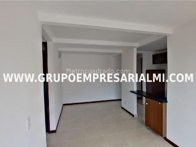 Apartamento de 3 alcobas en venta en Viviendas Del Sur, Itagüí, 59 m² · foto 5 de 16