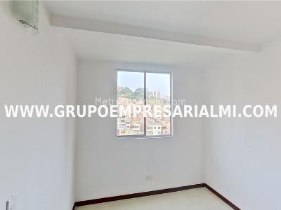 Apartamento de 3 alcobas en venta en Viviendas Del Sur, Itagüí, 59 m² · foto 9 de 16