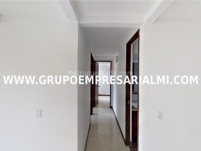 Apartamento de 3 alcobas en venta en Viviendas Del Sur, Itagüí, 59 m² · foto 12 de 16