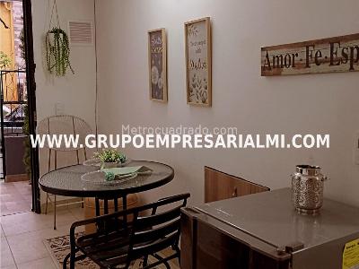 Apartamento de 1 alcoba en arriendo en El Trianon, Envigado, 50 m² · foto 2 de 4