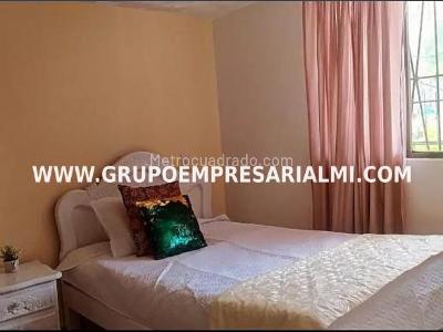 Apartamento de 1 alcoba en arriendo en El Trianon, Envigado, 50 m² · foto 4 de 4