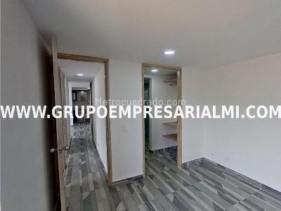 Apartamento de 3 alcobas en venta en Niquia, Bello, 64 m² · foto 6 de 16