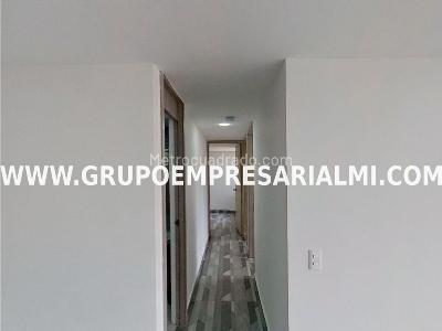 Apartamento de 3 alcobas en venta en Niquia, Bello, 64 m² · foto 11 de 16