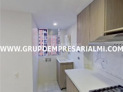 Apartamento de 2 alcobas en venta en Las Lomitas, Sabaneta, 53 m² · foto 3 de 14
