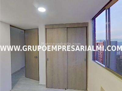Apartamento de 2 alcobas en venta en Las Lomitas, Sabaneta, 53 m² · foto 5 de 14