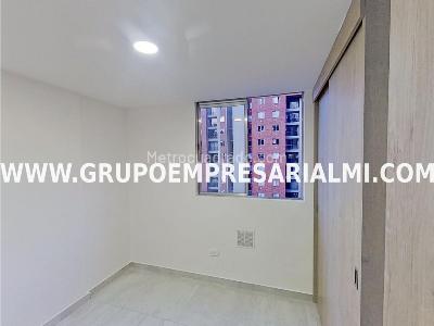 Apartamento de 2 alcobas en venta en Las Lomitas, Sabaneta, 53 m² · foto 11 de 14