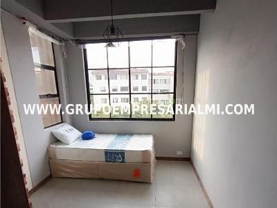 Apartamento en arriendo en Florida Nueva, Medellín · foto 11 de 19