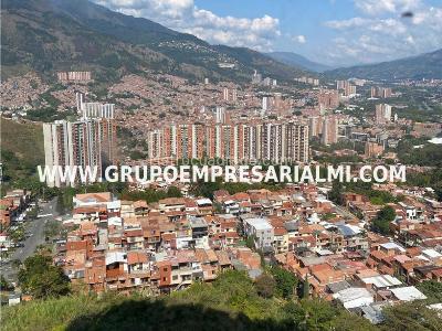 Apartamento de 3 alcobas en venta en Bucaros, Bello, 62 m² · foto 14 de 15