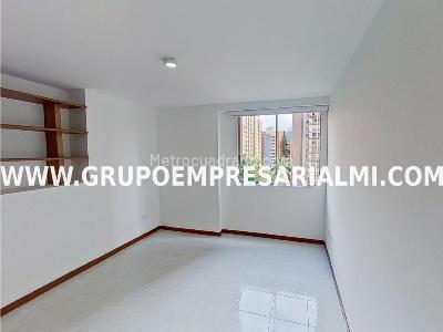 Apartamento en venta en Belen, Medellín · foto 6 de 17