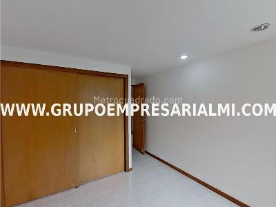 Apartamento en venta en Belen, Medellín · foto 8 de 17