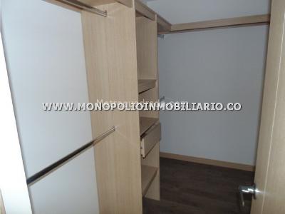 Apartamento de 3 alcobas en venta en San Jose, Sabaneta, 135 m² · foto 13 de 16