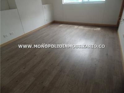 Apartamento de 3 alcobas en venta en San Jose, Sabaneta, 135 m² · foto 5 de 16