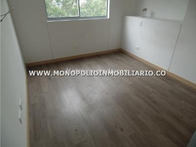Apartamento de 3 alcobas en venta en San Jose, Sabaneta, 135 m² · foto 6 de 16