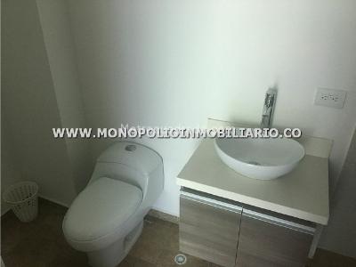 Apartamento de 3 alcobas en venta en Las Lomitas, Sabaneta, 100 m² · foto 11 de 18