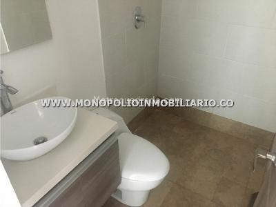 Apartamento de 3 alcobas en venta en Las Lomitas, Sabaneta, 100 m² · foto 12 de 18