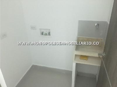 Apartamento de 3 alcobas en venta en Las Lomitas, Sabaneta, 100 m² · foto 16 de 18