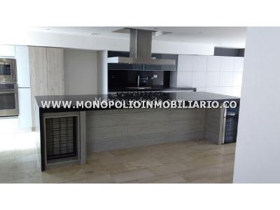 Apartamento de 4 alcobas en venta en El Poblado, Medellín, 350 m² · foto 2 de 15