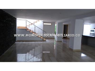 Apartamento de 4 alcobas en venta en El Poblado, Medellín, 350 m² · foto 3 de 15