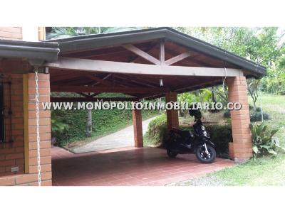 Casa de 5 alcobas en venta en Tres Esquinas, Sabaneta, 720 m² · foto 12 de 14