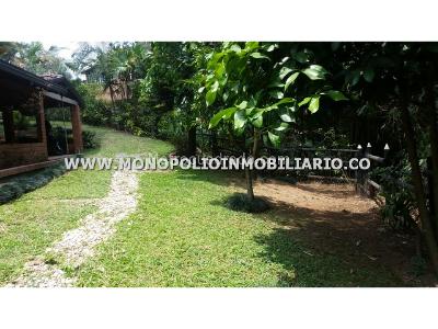 Casa de 5 alcobas en venta en Tres Esquinas, Sabaneta, 720 m² · foto 14 de 14