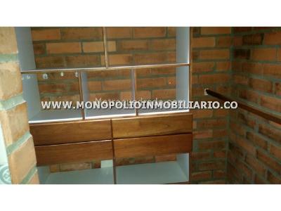 Casa de 5 alcobas en venta en Tres Esquinas, Sabaneta, 720 m² · foto 7 de 14