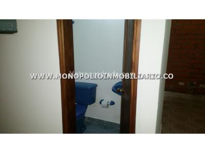 Casa de 5 alcobas en venta en Tres Esquinas, Sabaneta, 720 m² · foto 9 de 14