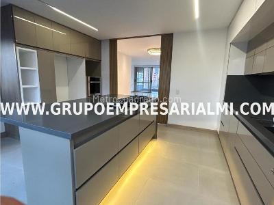 Apartamento de 3 alcobas en arriendo en El Poblado, Medellín, 240 m² · foto 6 de 10