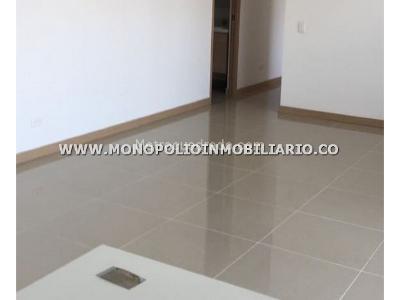 Apartamento de 3 alcobas en venta en Tres Esquinas, Sabaneta, 81 m² · foto 4 de 12