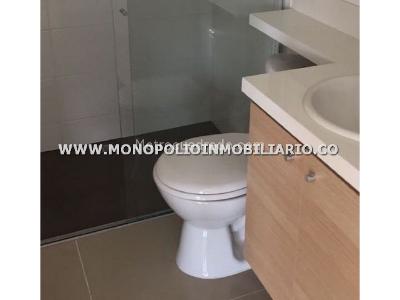 Apartamento de 3 alcobas en venta en Tres Esquinas, Sabaneta, 81 m² · foto 10 de 12