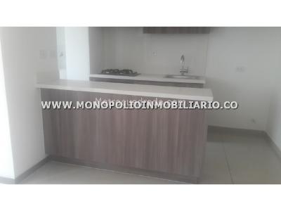 Apartamento en venta en Los Colores, Medellín · foto 2 de 15
