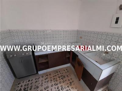 Casa de 3 alcobas en venta en Santa Lucia, Medellín, 96 m² · foto 3 de 20
