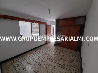 Casa de 3 alcobas en venta en Santa Lucia, Medellín, 96 m² · foto 5 de 20