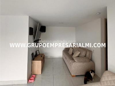 Apartamento en venta en Santa Maria, Itagüí · foto 2 de 20