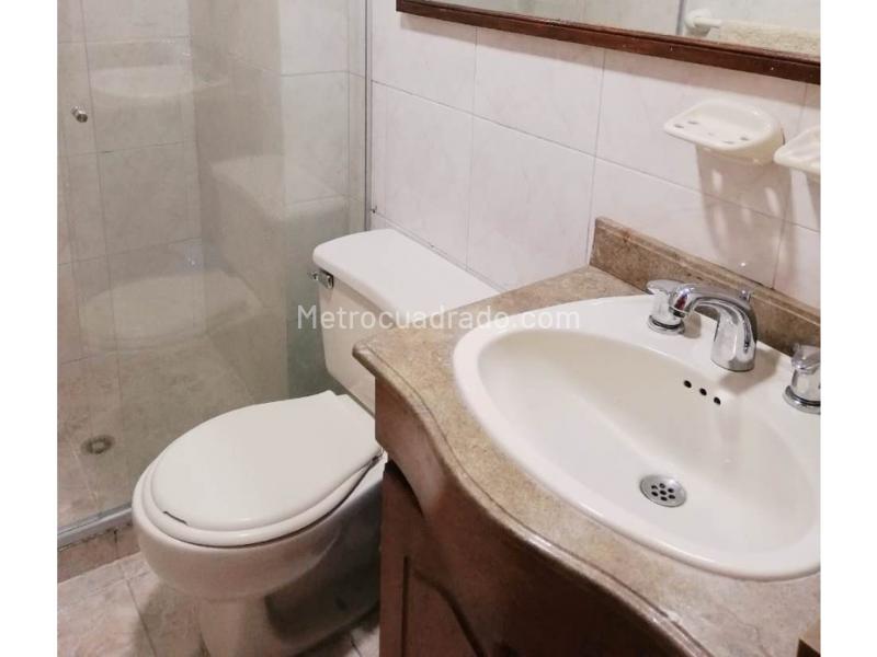 Apartamento Amoblado de 2 Alcobas en La América - 5