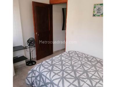 Apartamento de 2 alcobas en arriendo en La America, Medellín, 48 m² · foto 6 de 8