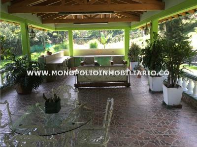 Casa en venta en Loma De Las Brujas, Envigado · foto 18 de 19
