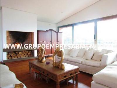 Apartaestudio en arriendo en Los Balsos, Medellín, 300 m² · foto 4 de 18