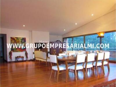 Apartaestudio en arriendo en Los Balsos, Medellín, 300 m² · foto 7 de 18