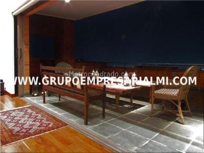 Apartaestudio en arriendo en Los Balsos, Medellín, 300 m² · foto 12 de 18