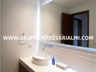Apartaestudio en arriendo en Los Balsos, Medellín, 300 m² · foto 18 de 18